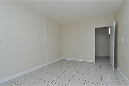 Quarto de kitnet/studio para alugar com 1 quarto, 28m² em Ipiranga, Belo Horizonte