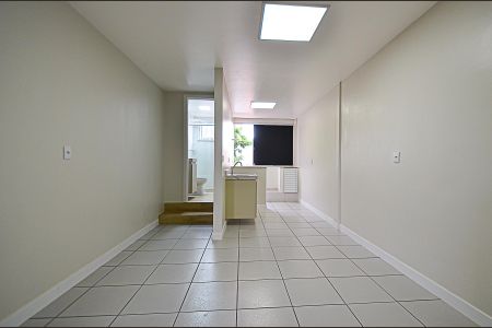 Quarto de kitnet/studio para alugar com 1 quarto, 28m² em Ipiranga, Belo Horizonte