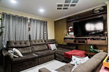 Sala de casa à venda com 4 quartos, 154m² em Parque Peruche, São Paulo