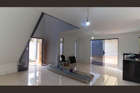 Casa para alugar com 4 quartos, 175m² em Piratininga, Niterói