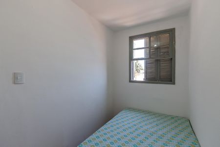 Quarto de apartamento à venda com 1 quarto, 26m² em Azenha, Porto Alegre