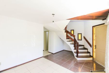 Sala de casa para alugar com 3 quartos, 228m² em Nossa Senhora das Gracas, Canoas