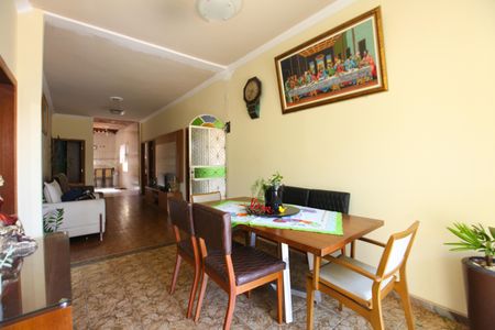 Sala de casa à venda com 4 quartos, 360m² em Milionários, Belo Horizonte