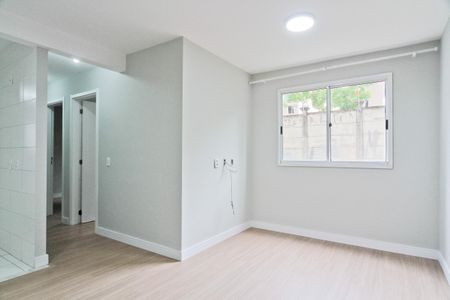 Sala de apartamento para alugar com 2 quartos, 43m² em Parque Nações Unidas, São Paulo