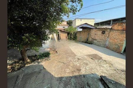 Casa à venda com 4 quartos, 396m² em Vista Alegre, Belo Horizonte