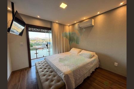 Casa à venda com 3 quartos, 229m² em Nova Gameleira, Belo Horizonte