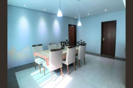 Casa à venda com 4 quartos, 239m² em Vista Alegre, Belo Horizonte