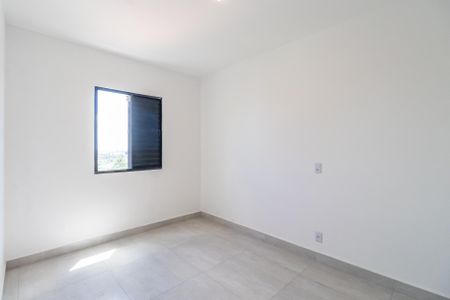 Apartamento para alugar com 2 quartos, 60m² em Outeiro de São Fernando, Barueri