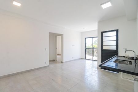 Apartamento para alugar com 2 quartos, 60m² em Outeiro de São Fernando, Barueri