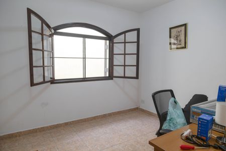 Casa à venda com 4 quartos, 195m² em Vila Galvão, Guarulhos