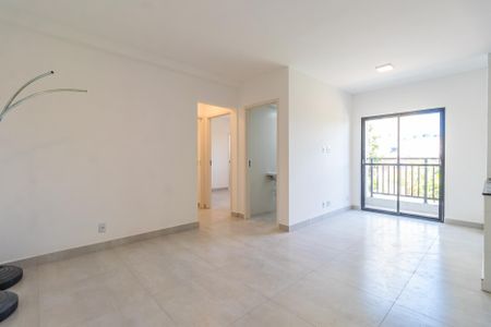 Sala de apartamento para alugar com 3 quartos, 60m² em Outeiro de São Fernando, Barueri