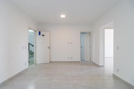 Sala/Cozinha de apartamento para alugar com 2 quartos, 57m² em Outeiro de São Fernando, Barueri