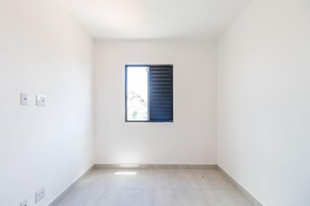 Quarto 2 de apartamento para alugar com 2 quartos, 57m² em Outeiro de São Fernando, Barueri