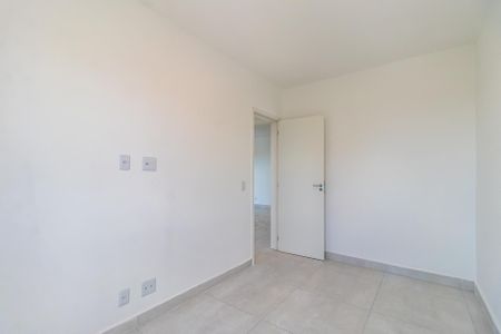 Quarto 1 de apartamento para alugar com 2 quartos, 57m² em Outeiro de São Fernando, Barueri