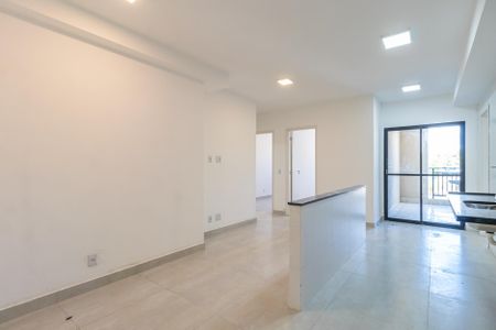 Sala/Cozinha de apartamento para alugar com 3 quartos, 68m² em Outeiro de São Fernando, Barueri