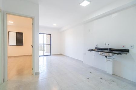 Apartamento para alugar com 1 quarto, 42m² em Outeiro de São Fernando, Barueri