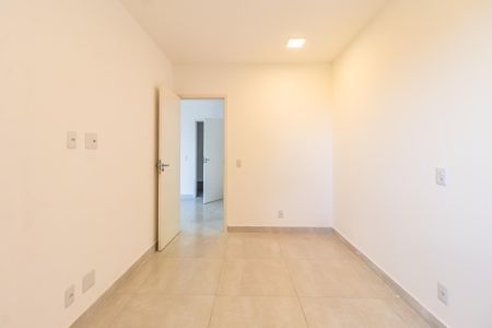 Apartamento para alugar com 1 quarto, 42m² em Outeiro de São Fernando, Barueri