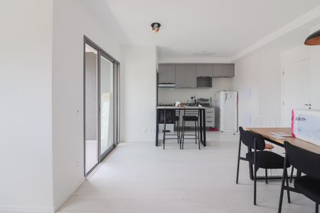 Sala de apartamento à venda com 1 quarto, 55m² em Vila Sonia, São Paulo
