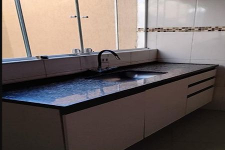 Casa para alugar com 3 quartos, 180m² em Chácara Seis de Outubro, São Paulo