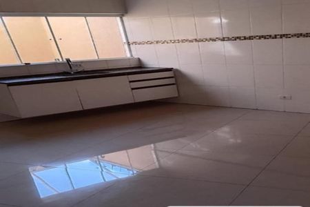 Casa para alugar com 3 quartos, 180m² em Chácara Seis de Outubro, São Paulo