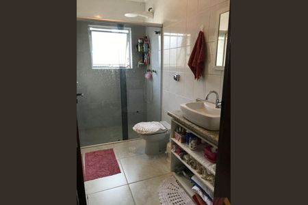 Casa à venda com 4 quartos, 150m² em Jardim Modelo, São Paulo