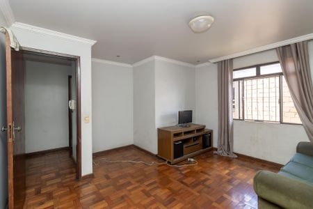 Sala 1 de casa para alugar com 4 quartos, 335m² em Alípio de Melo, Belo Horizonte