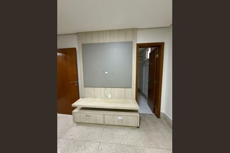 Casa para alugar com 3 quartos, 280m² em Jardim América, Goiânia