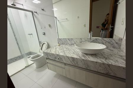 Casa para alugar com 3 quartos, 280m² em Jardim América, Goiânia