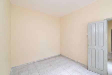 Quarto de casa para alugar com 1 quarto, 65m² em Penha Circular, Rio de Janeiro
