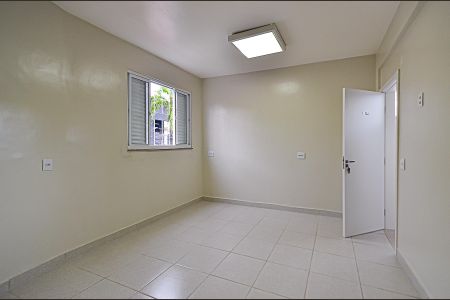 Quarto de kitnet/studio para alugar com 1 quarto, 25m² em Ipiranga, Belo Horizonte