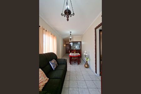 Sala de apartamento para alugar com 2 quartos, 97m² em Vila Tupi, Praia Grande