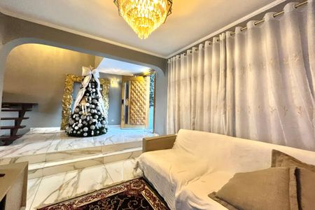 Sala de casa à venda com 4 quartos, 186m² em Parque Imperial, São Paulo