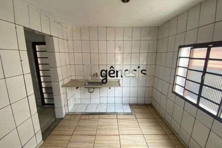 Casa à venda com 6 quartos, 312m² em Estrela do Oriente, Belo Horizonte