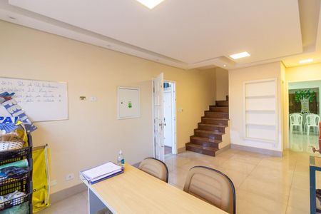 Sala de casa para alugar com 3 quartos, 180m² em Cidade Ademar, São Paulo