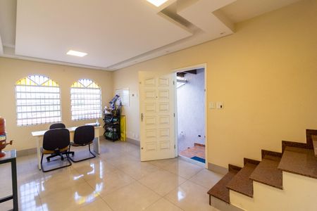 Sala de casa para alugar com 3 quartos, 180m² em Cidade Ademar, São Paulo