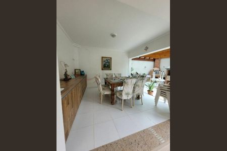 Casa à venda com 4 quartos, 400m² em Tucuruvi, São Paulo