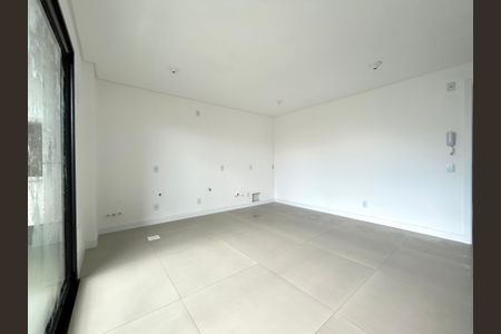 Sala de apartamento para alugar com 2 quartos, 61m² em Alto Ribeirão Leste, Florianópolis