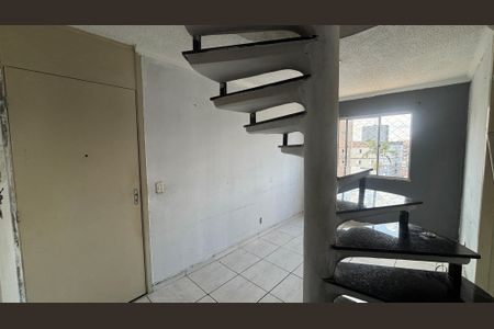 Sala de apartamento à venda com 3 quartos, 86m² em Vila Lutécia, Santo André