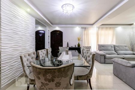 Casa à venda com 5 quartos, 214m² em Vila Paulistania, São Paulo