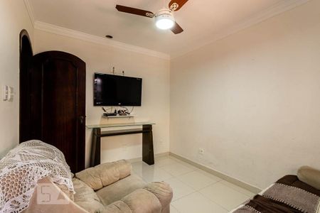 Casa à venda com 5 quartos, 214m² em Vila Paulistania, São Paulo