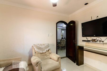 Casa à venda com 5 quartos, 214m² em Vila Paulistania, São Paulo