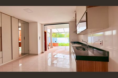 Casa à venda com 3 quartos, 180m² em Vila Rica, Lagoa Santa