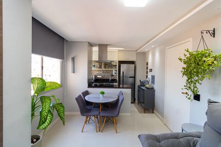 Sala de apartamento à venda com 2 quartos, 45m² em Vila Mazzei, São Paulo
