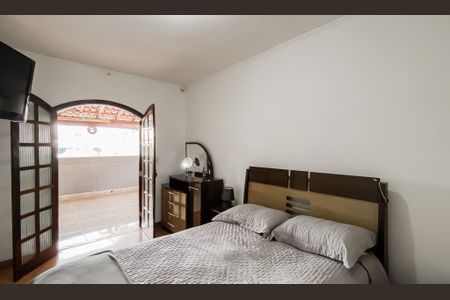 Casa à venda com 3 quartos, 125m² em Jardim Artur Alvim, São Paulo