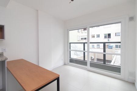 Sala de apartamento para alugar com 1 quarto, 34m² em Farroupilha, Porto Alegre