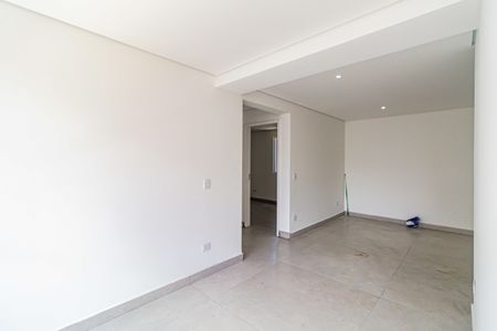 Sala de apartamento para alugar com 2 quartos, 66m² em Ferreira, São Paulo