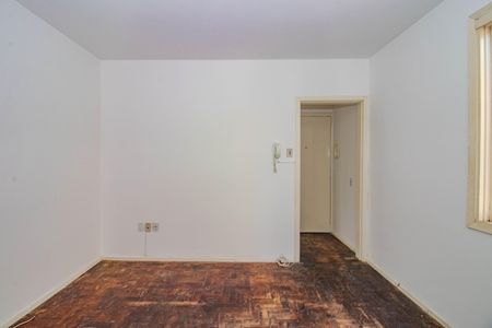 Sala de apartamento para alugar com 3 quartos, 72m² em São João, Porto Alegre