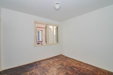 Sala de apartamento para alugar com 3 quartos, 72m² em São João, Porto Alegre