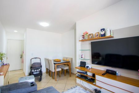 Sala de apartamento para alugar com 3 quartos, 63m² em Vila Homero Thon, Santo André