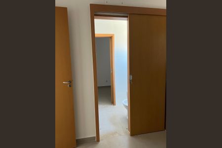 Casa de Condomínio para alugar com 3 quartos, 81m² em Granja Marileusa, Uberlândia